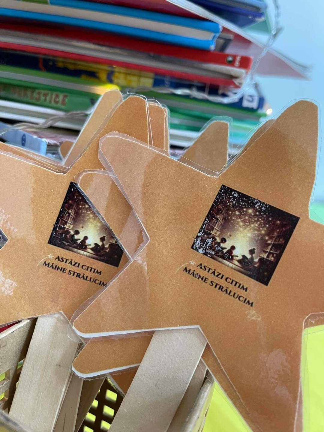 Idee Activitate cu titlul ” Astazi Citim Maine Stralucim”